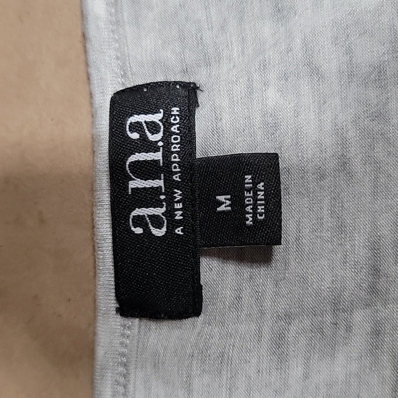 a.n.a. Size M Black Lace with Fringe Over Gray Sleeveless Tank Top, NEW with Tag - Picture 11 of 13